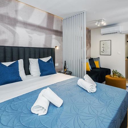Apartments And Rooms By The Sea Lokva Rogoznica, Omis - 2973 חדר תמונה
