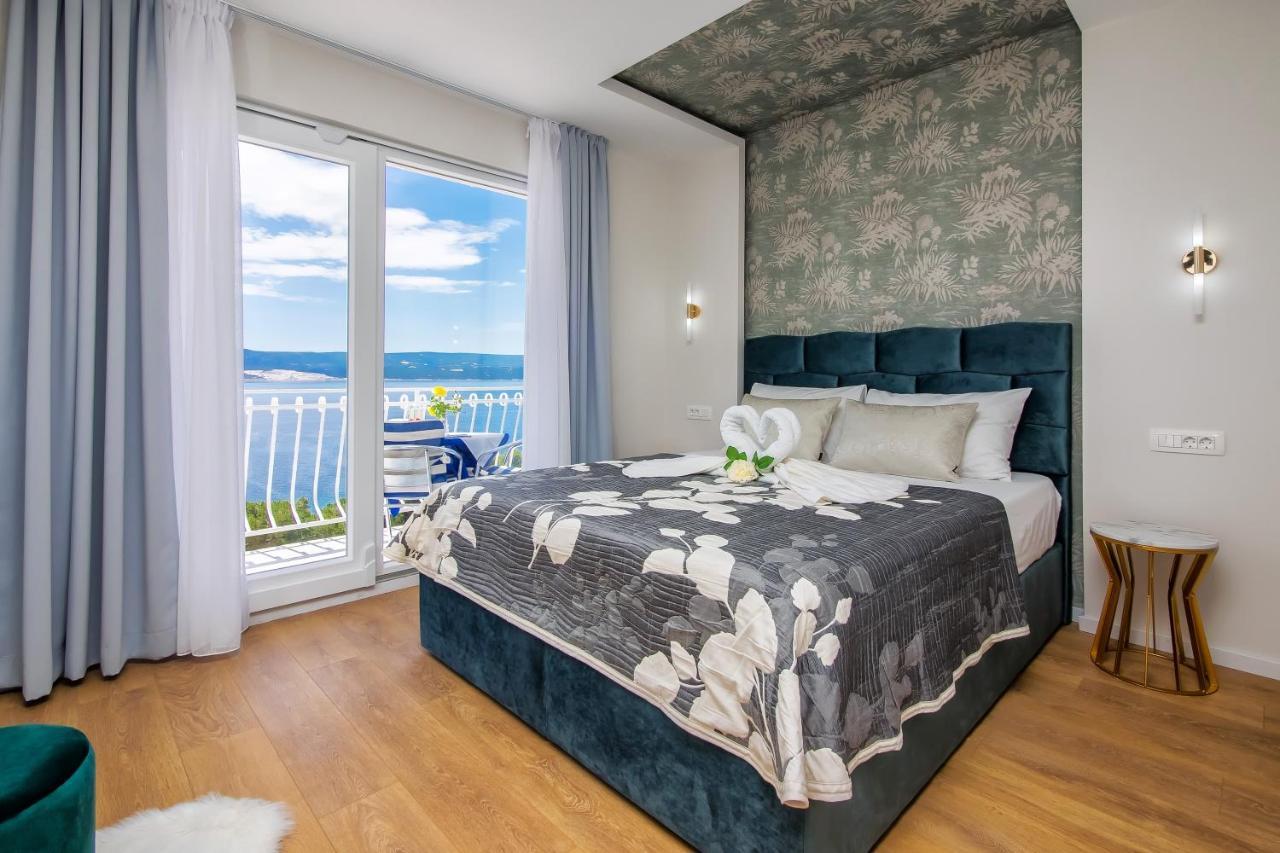 Apartments And Rooms By The Sea Lokva Rogoznica, Omis - 2973 מראה חיצוני תמונה