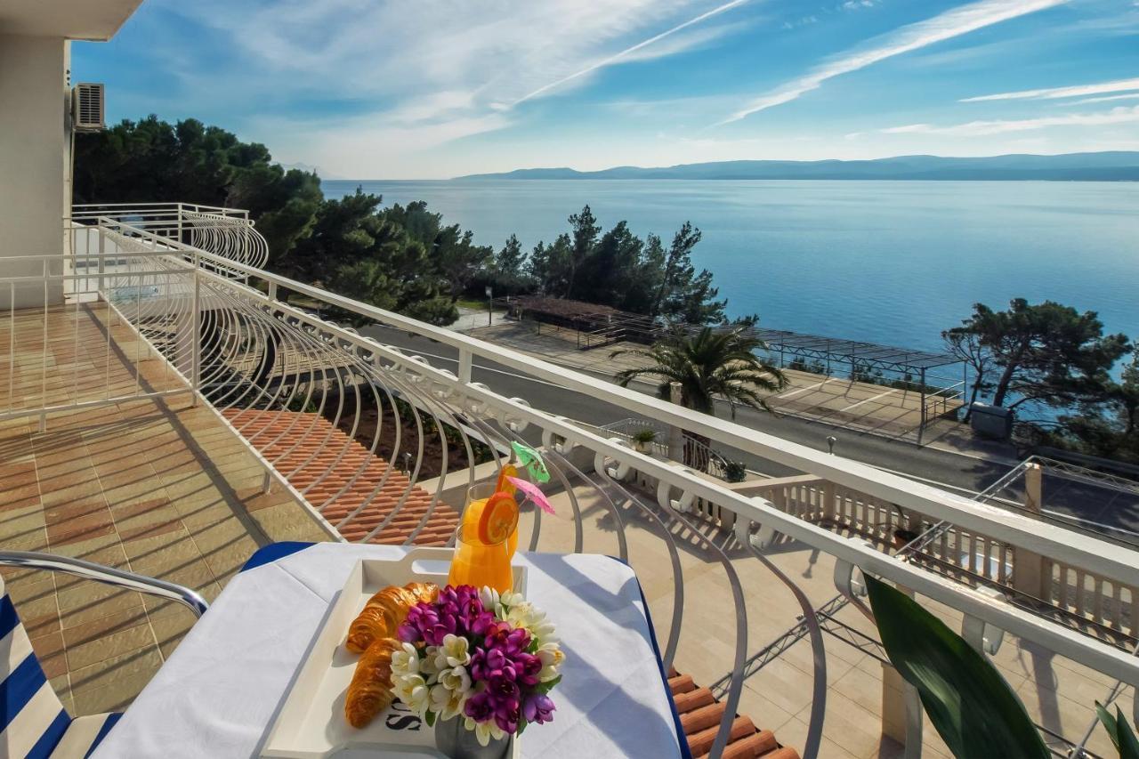 Apartments And Rooms By The Sea Lokva Rogoznica, Omis - 2973 מראה חיצוני תמונה